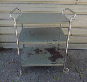lot 65 image: Mid Century Modern Cosco 3 Tier Rolling Serving Utility Cart