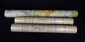lot 89 image: Lot of Vintage Wall Covering