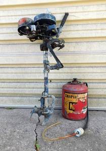lot 3 image: Vintage 1934 Johnson Model J-1 Rope Start Outboard Motor and Gas Can