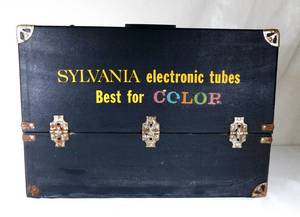 lot 40 image: Vintage Sylvania Service Repairmans Case