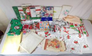 lot 126 image: Large lot of Vintage Table Coverings