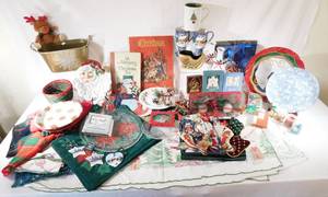 lot 135 image: Large Lot of Christmas Decorations including Fritz and Floyd, Lenox, Wedgewood and more