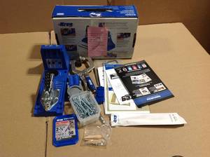 lot 2 image: Kreg K4 Pocket-Hole System with Face Clamp, R3 Drill Guide and Pocket-Hole Screws (50-Pack) in good condition