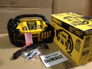 lot 5 image: DEWALT 2800 Peak Amp Jump Starter 1000-Watt Power Inverter with Digital Compressor in good condition