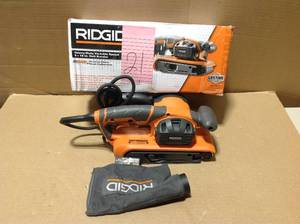 lot 21 image: 6.5 Amp Corded 3 in. x 18 in. Heavy-Duty Variable Speed Belt Sander with AIRGUARD Technology in good condition
