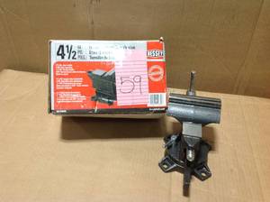 lot 59 image: BESSEY 4-12 in. Light Duty Bench Vise with Swivel Base in good condition