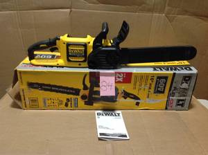 lot 84 image: DEWALT DCCS670B 60-Volt MAX Lithium Ion FLEXVOLT Brushless Chainsaw Tool Only in good condition