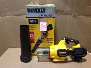 lot 85 image: 125 MPH 450 CFM 20V MAX Lithium-Ion Cordless Brushless Blower with (1) 5.0Ah Batter y and Charger Included in good condition