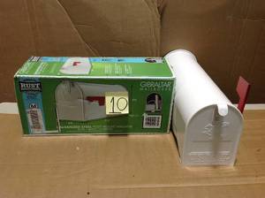 lot 10 image: Gibraltar Mailboxes Elite Medium, Steel, Post Mount Mailbox, White