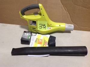 lot 35 image: Kujo 553048 Schrader (American) Bicycle Tube, Black, 35mm by Kujo