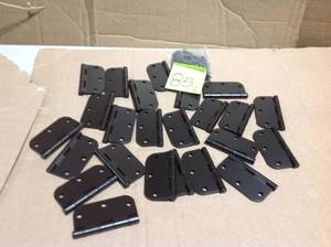 lot 85 image: Everbilt 3-12 in. x 58 in. Radius Oil-Rubbed Bronze Door Hinge