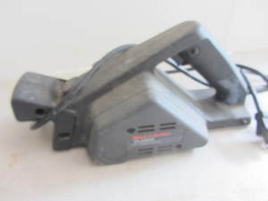 lot 28 image: B&D Hand Planer