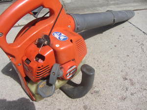 lot 38 image: Efco Leaf Blower