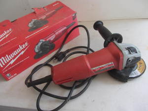 lot 39 image: Milwaukee Angle Grinder