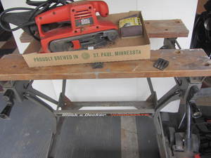 lot 61 image: B&D Workmate Table, Sander