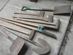 lot 83 image: Post Hole Digger, Mauls, Axes