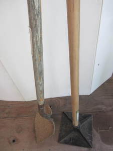 lot 87 image: Tamper & Spade