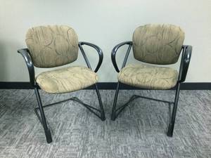 MSRP $1200 - Pair High Quality Steelcase Ally Specialty Upholstered Seat &amp Tilting Back Ergonomic Sled-Base Multipurpose Chair With Arms - Contemporary &amp Sleek Guest Seating - Like New Condition