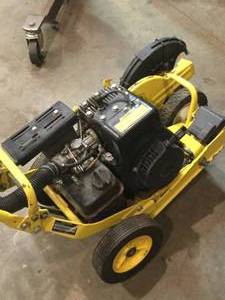 lot 6 image: John Deere E35 Edger