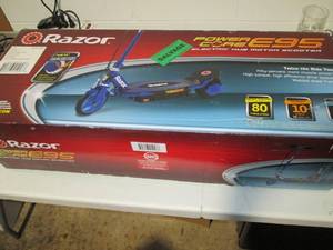 Razor Powercore E95 Scooter, open b...