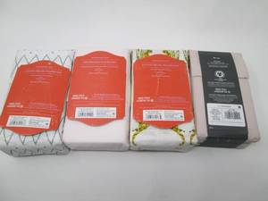 4 king size pillow cases...