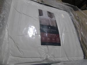 Fieldcrest queen down comforter...