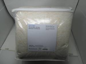 Dorm Bed Jersey Sherpa comforter...