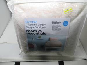Dorm Bed Jersey Sherpa comforter...