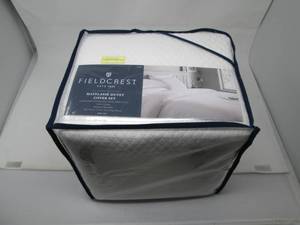 Fieldcrest King duvet cover...