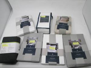 Assorted Fieldcrest bedding product...