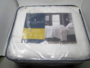 Queen down comforter...