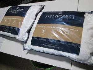 2 New pillows, Fieldcrest down surr...