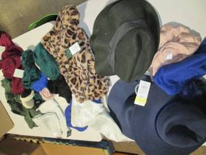 Lot of hats, glove and more...