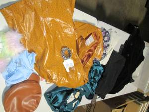 Lot of ladies clothing...