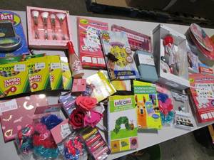 Lot of household goods...