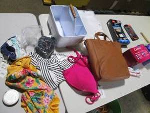 Lot of household goods...