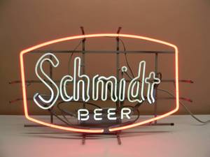 lot 2 image: VINTAGE SCHMIDT BEER NEON LIGHT - AWESOME OLD SCHOOL PIECE - WORKS - APPROX 29 BY 19 - SEE PICTURES