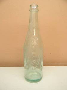 lot 9 image: RARE PRE PROHIBITION JUNG BEER BREWING CO. GLASS BOTTLE MILWAUKEE WI WF&S - VERY NICE FOR ITS AGE - SEE PICTURES