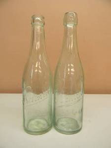 lot 12 image: 2 RARE AWESOME - ANTIQUE PRE PROHIBITION HAMM ST. PAUL BEER GLASS BOTTLES - EMBOSSED  - BOTH VERY NICE - DIFFERENT RIMS - SEE PICTURES