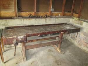 Antique work bench with 2 working v...