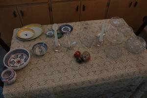 Lot of collector glassware, eggs an...