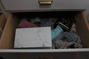 Lot of photo albums, frames and acc...