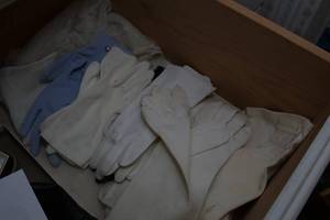 Ladies gloves and linens...