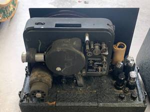 lot 108 image: Antique Reel Movie Player with Built in Speaker