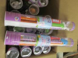 lot 42 image: 18 Pez Easter Candy Dispensers...