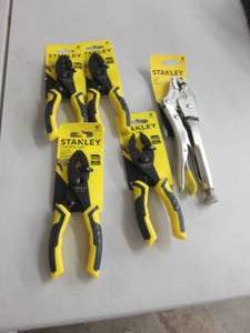 lot 104 image: 4 Stanley Control Grip Pliers, 1 Lo...