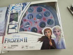 lot 120 image: 2 Each Disney Frozen II Frosted Fis...