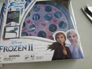 lot 121 image: 2 Each Disney Frozen II Frosted Fis...