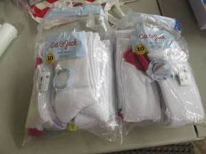 lot 126 image: 2 Packs Crew Socks Size Large 3-10...