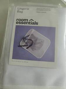lot 145 image: 5 Room Essentials Lingerie Bags...